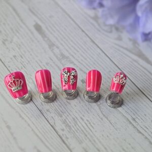 Sz. Large Short Coffin Hot Pink Press-On Nail Set with Rhinestone Crowns & Bow